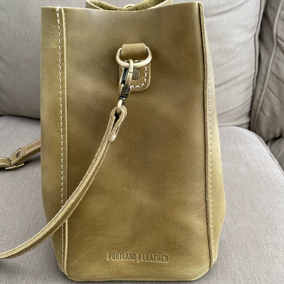 Portland Leather Goods Anjou butterfly 🦋 - Picture 4 of 6